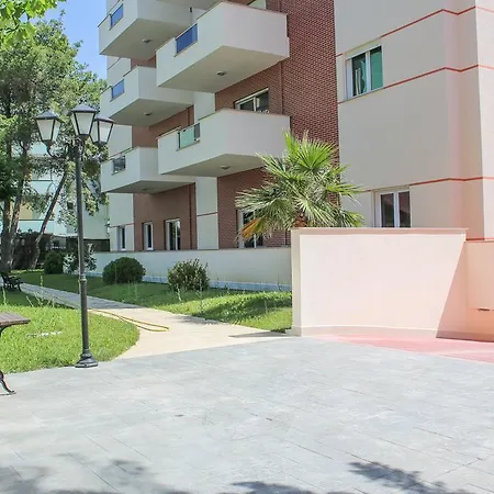 Luxury Golem Golem (Tirana)